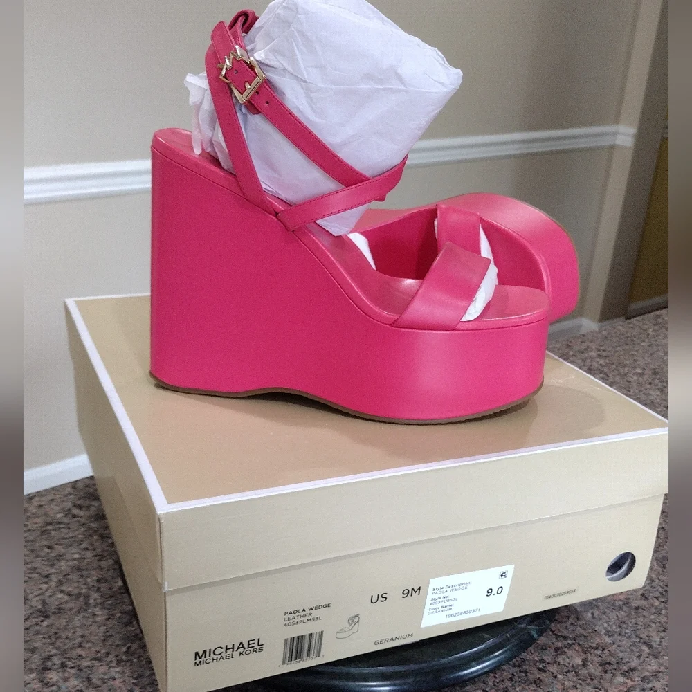 NWB Michael Kors Paola Leather Wedge Sandal - Picture 7 of 13